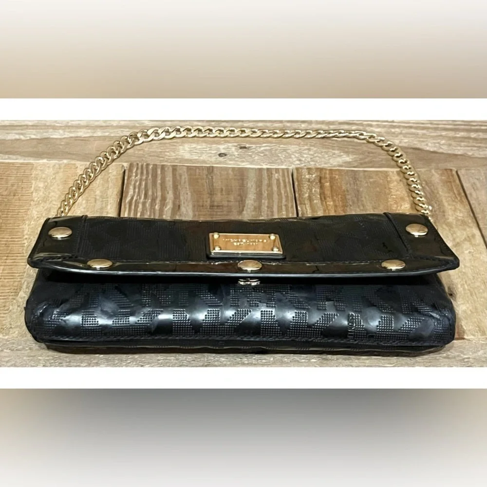 Michael Kors. 5 Piece: Delancy Clutch & Free Watch, Card Case, Twilly & Dust Bag